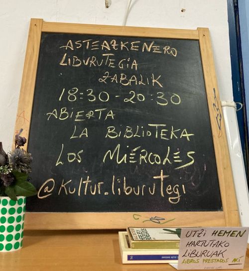 LIBURUTEGIA